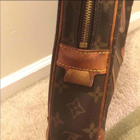 SOLD - Authentic LV Monogram Porte - Picture 3 of 4