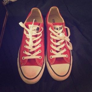 Red converse