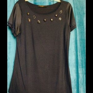 **Sale**Limited navy blue top