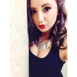 Meet your Posher, Katelyn