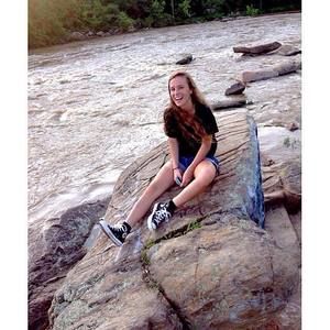 Meet your Posher, Hannah