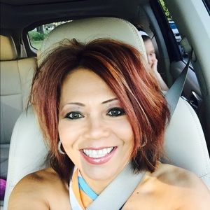 Meet your Posher, Carmela