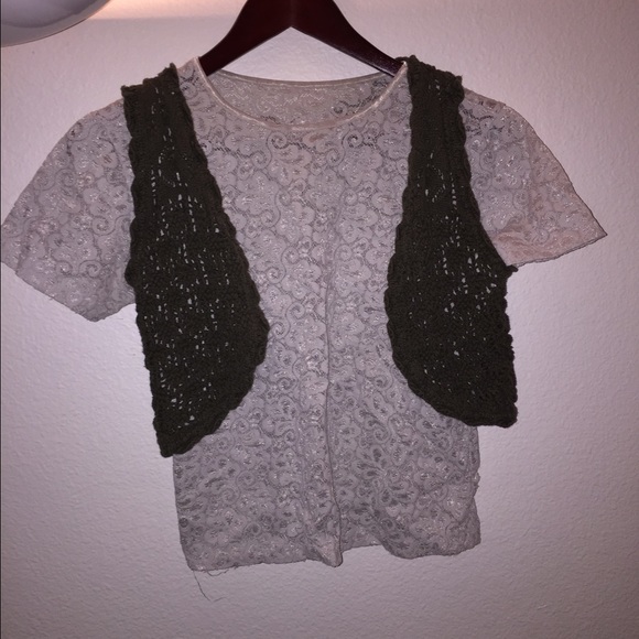 Vest - Picture 2 of 2
