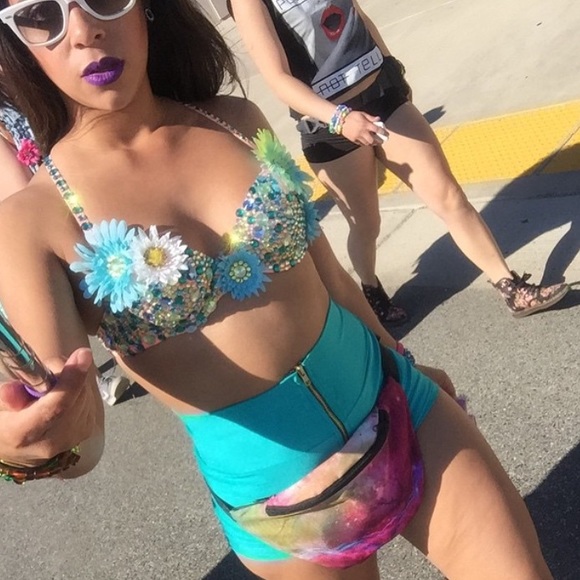 EDM / Rave bra - Picture 2 of 4