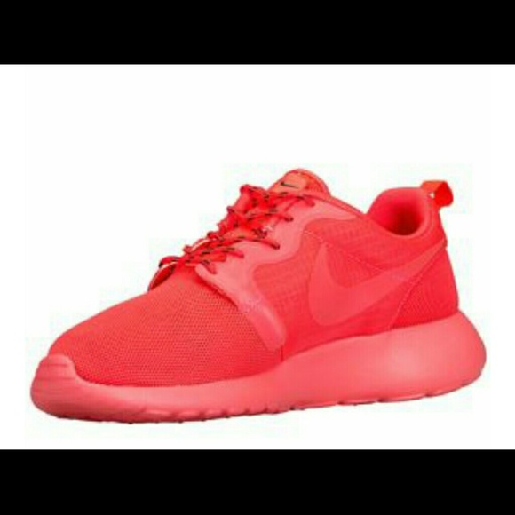 Nike Shoes - Nike roshe run ANY SIZE!