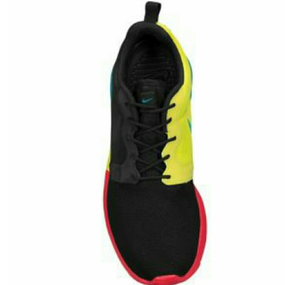 Nike roshe run... ANY SIZE!!! - Picture 3 of 4