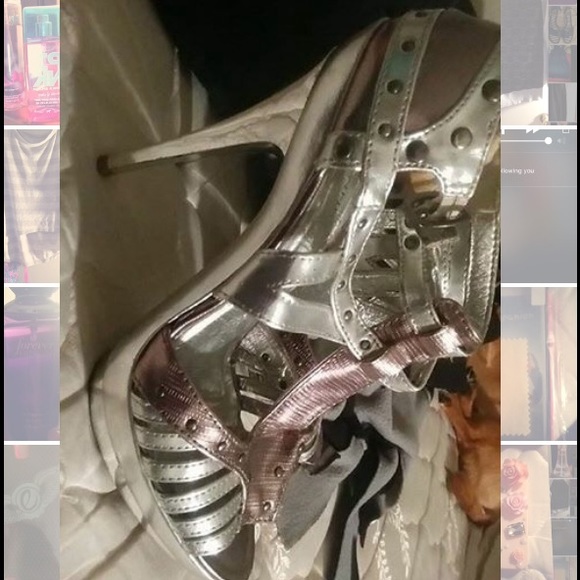 Heels - Picture 2 of 3