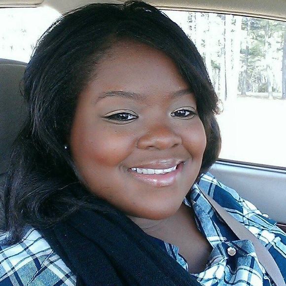 Meet your Posher, Shanice - Picture 1 of 1