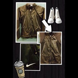 Light NIKE jacket w/detachable sleeves
