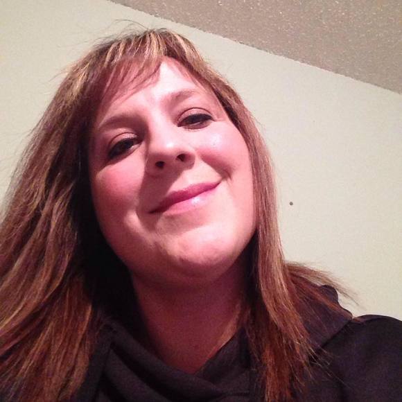 Meet your Posher, Amy - Picture 1 of 1