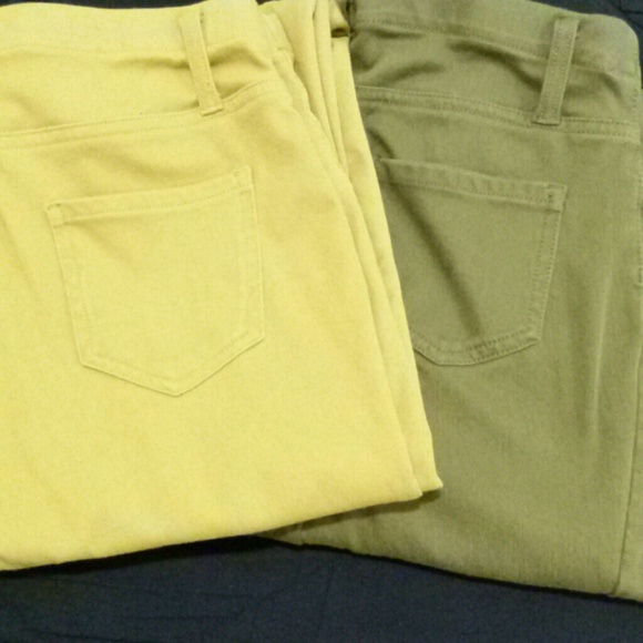 Two pairs of Jegging pants