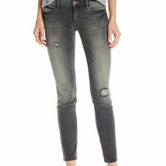 Ditto's "Selena" Distressed Ankle Skinny Jeans