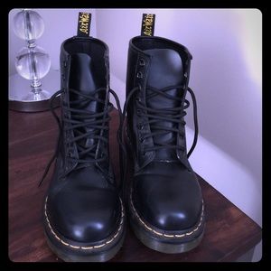 Dr. Martens - black Authentic