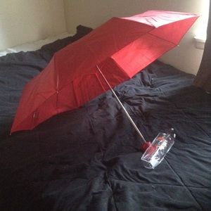 Additional pictures of umbrella.