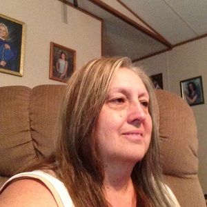 Meet your Posher, Pam