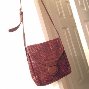 Old Navy brown woven crossbody