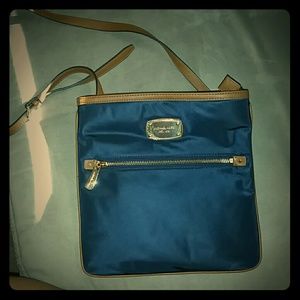 Michael kors nylon CB
