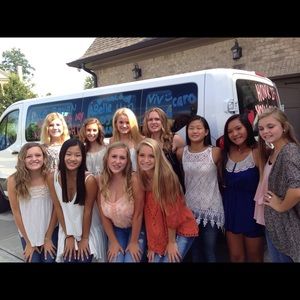 Meet your Posher, Daniella