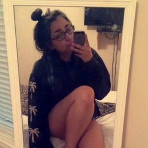 Meet your Posher, Kenia