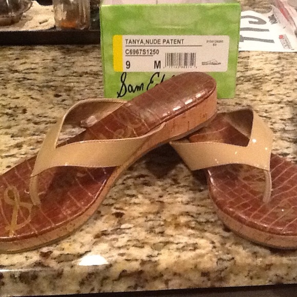 Nude sandals