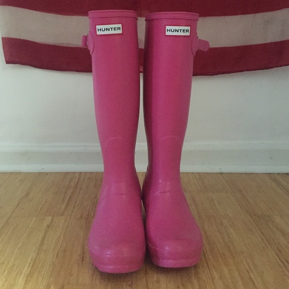 Pink Hunter Rainboots - Picture 1 of 3