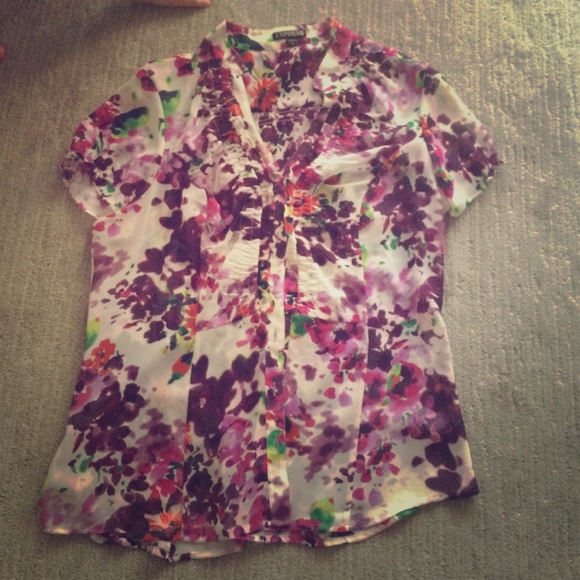 Express floral print button up