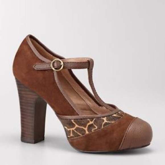 Fossil leather and suede heels