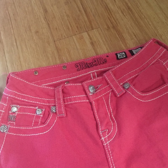 Pink Jeans - Picture 3 of 3