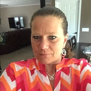 Meet your Posher, Carolyn