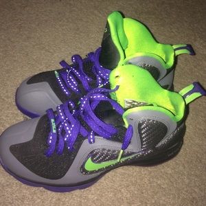 joker lebron 9