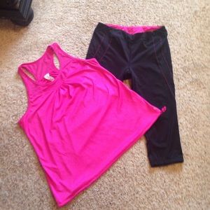 Workouts with pink!!💪🏼💪🏼💪🏼💪🏼🙅