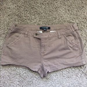 Forever 21 brown shorts // size 30