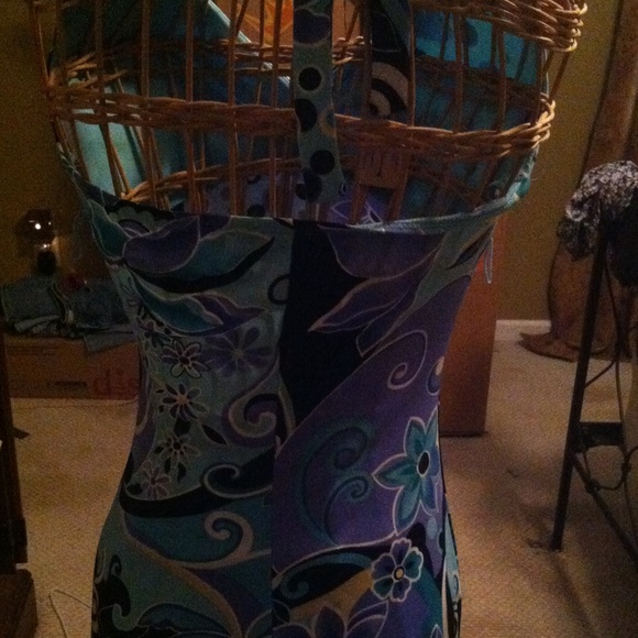 Dress - Picture 4 of 4