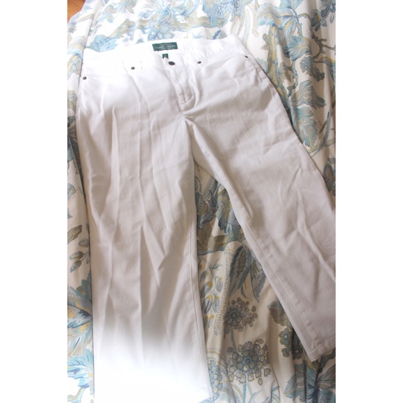 NWOT Lauren Ralph Lauren White Cargos