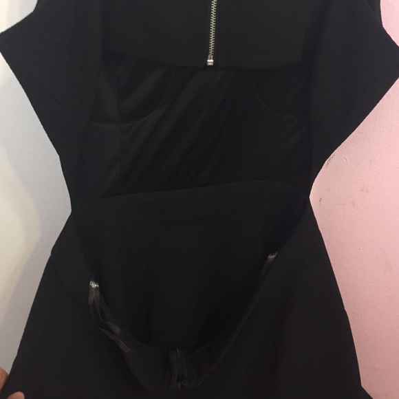 Black cutout dress - Picture 4 of 4