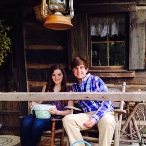 Meet your Posher, Macy