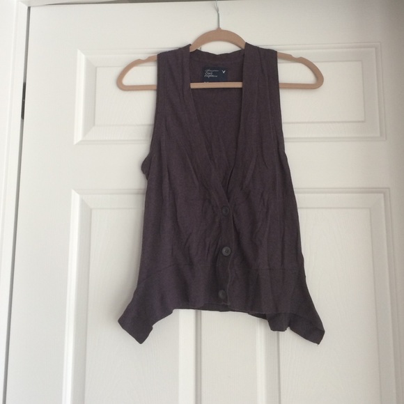 💜 AE Grey Vest