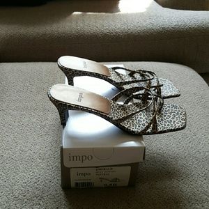 Emerald Silky Leopard strapped Sandals