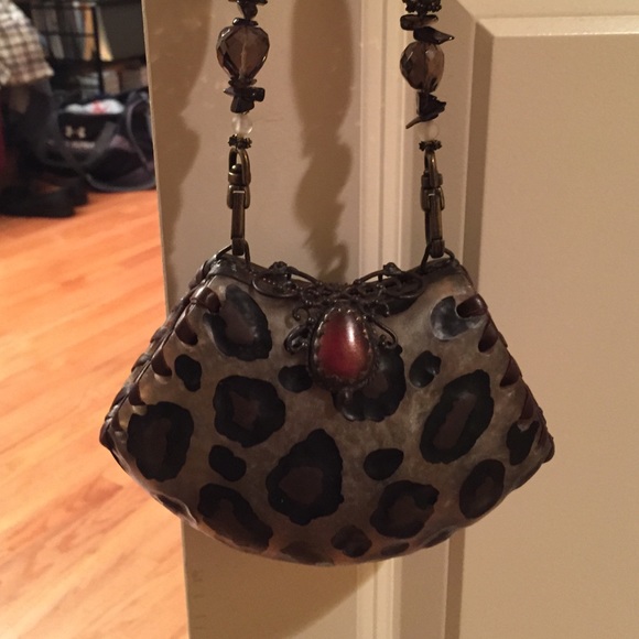 Handbag - Picture 2 of 4