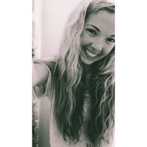 Meet your Posher, Clare