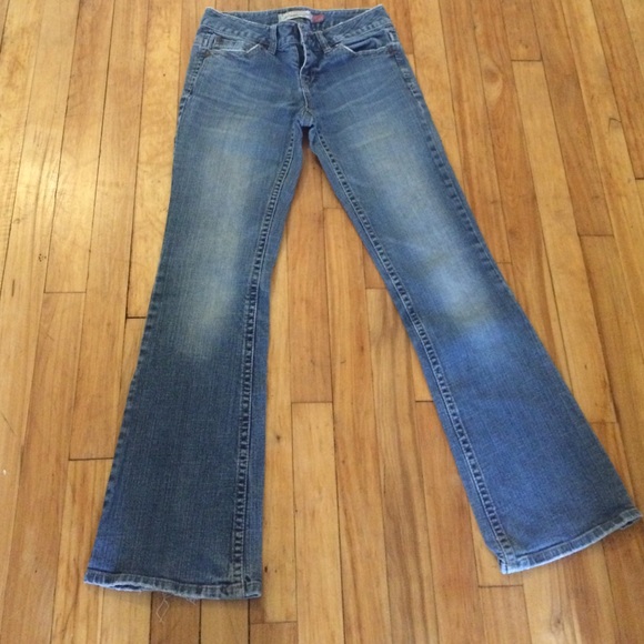 Size 1/2 short Hailey Aeropostale jeans