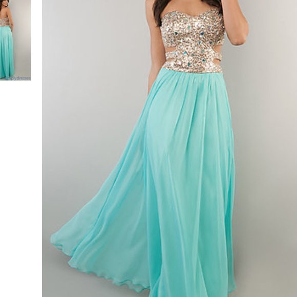 Sherri HILL ALL WHITE & Silver dress
