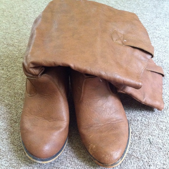 7.5 brown boots - Picture 2 of 2