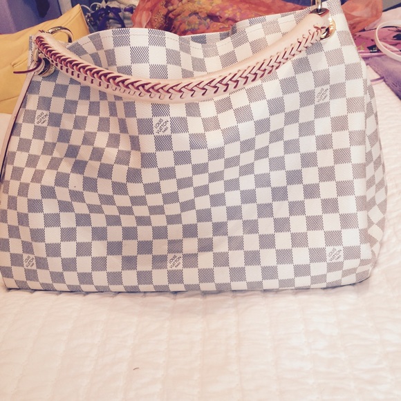 Luis Vuitton