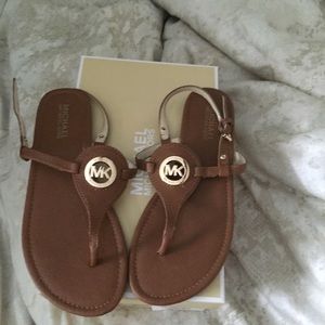 Michael Kohrs Sandals. Size 8