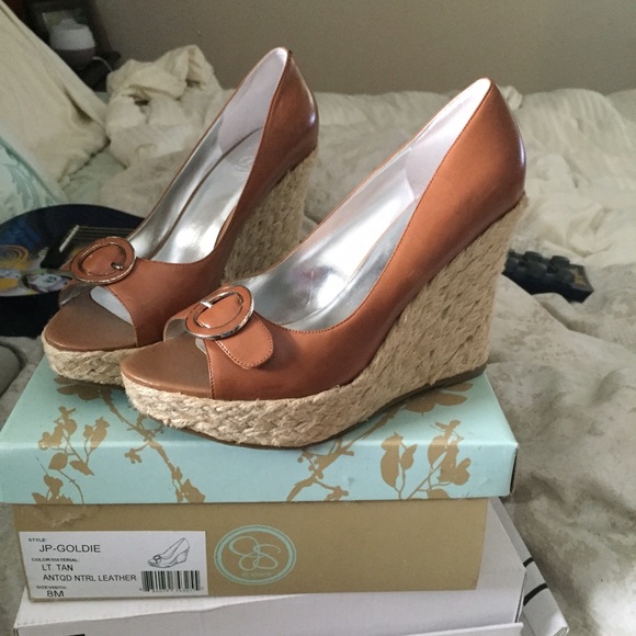 Jessica Simpson tan wedges. Size 8