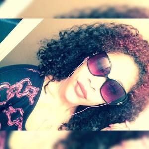 Meet your Posher, Leah