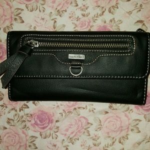Nine West wallet