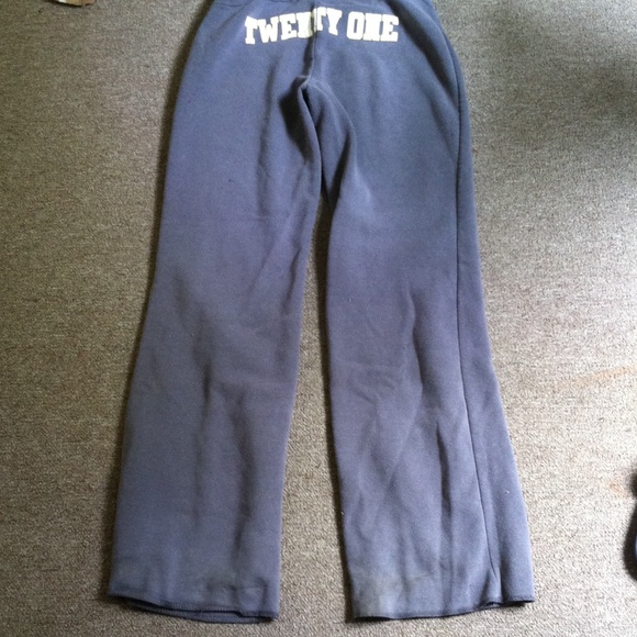 Fleece pants - Picture 2 of 2