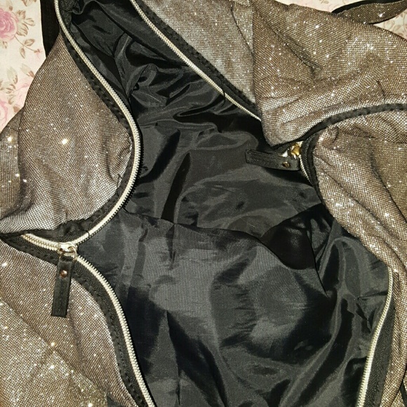 Victoria Secret bag - Picture 4 of 4